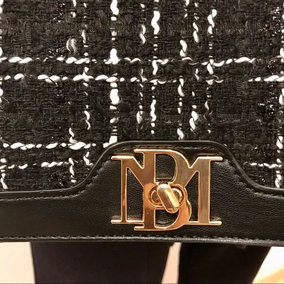 Badgley Mishka black & white tweed, vegan leather and yellow metal crossbody bag - Picture 3 of 14